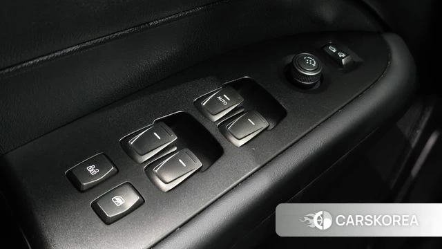 Ssangyong The New Rexton Sports Cannes id 4535013 из Кореи 19