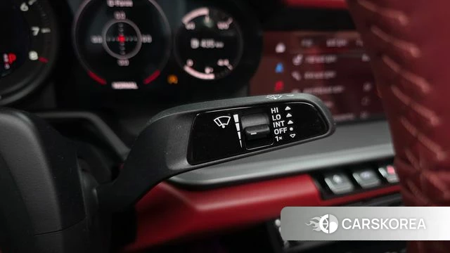Porsche 911(992) id 4899200 из Кореи 19