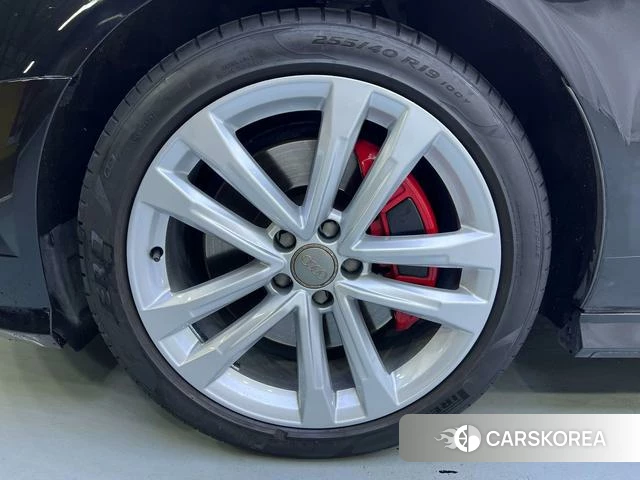 Audi A6L id 4208356 из Китая 19