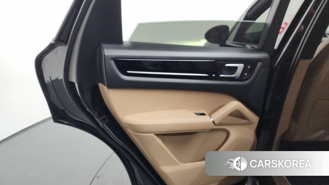 Porsche Cayenne (PO536) id 4356359 из Кореи 19