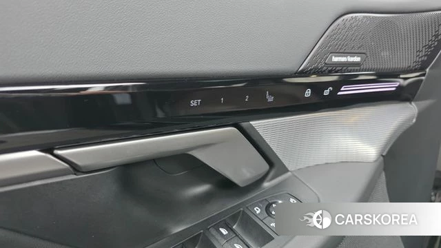 BMW 5 Series (G60) id 4579203 из Кореи 19