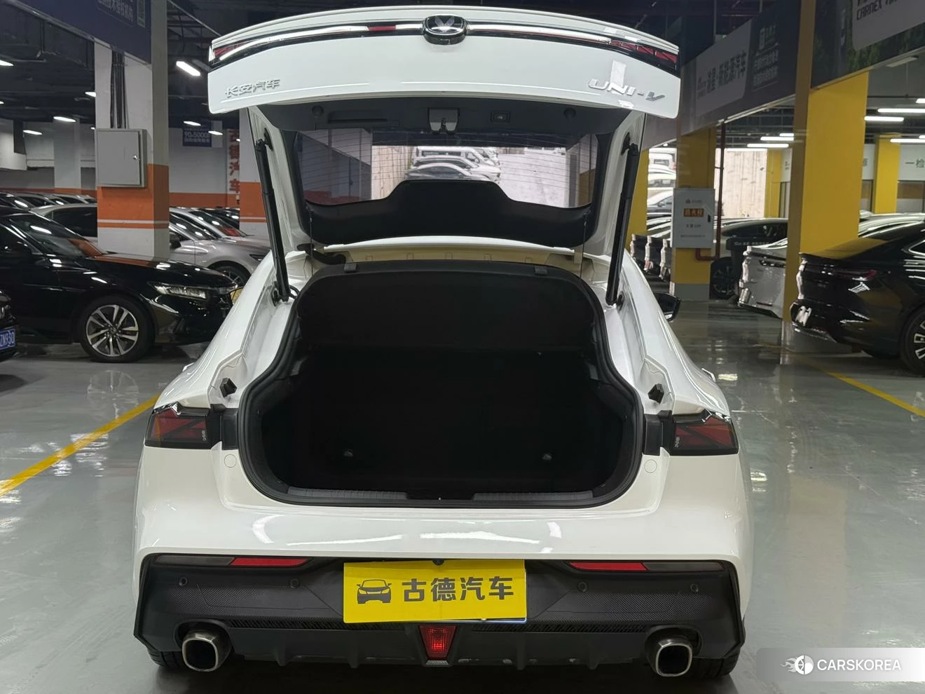Chang'an UNI-V id 4513733 из Китая 19