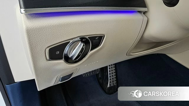 Mercedes-Benz E-Class W213 id 4768463 из Кореи 19