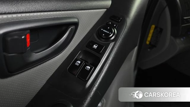 Hyundai The New Grand Starex id 4225797 из Кореи 19