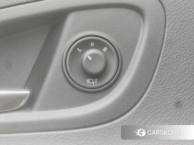 Buick GL8 id 3901823 из Китая 19
