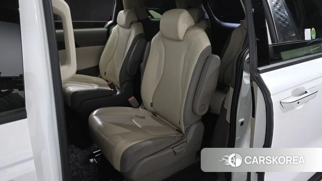 Kia Carnival 4th generation id 4186948 из Кореи 19