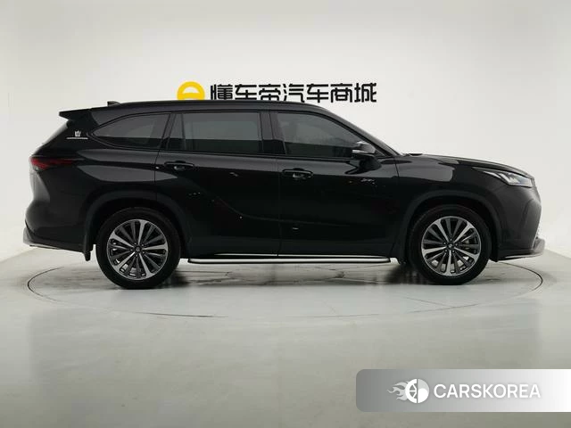 Toyota Crown Lufang id 4257787 из Китая 19