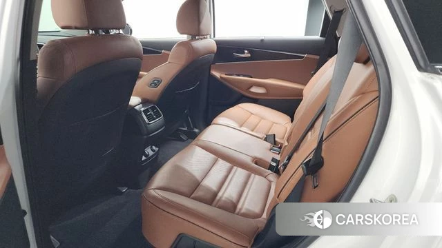Kia The New Sorento id 4536609 из Кореи 19
