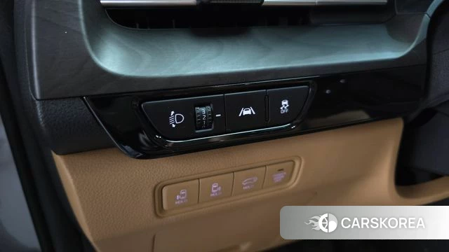 Kia Carnival 4th generation id 4304175 из Кореи 19