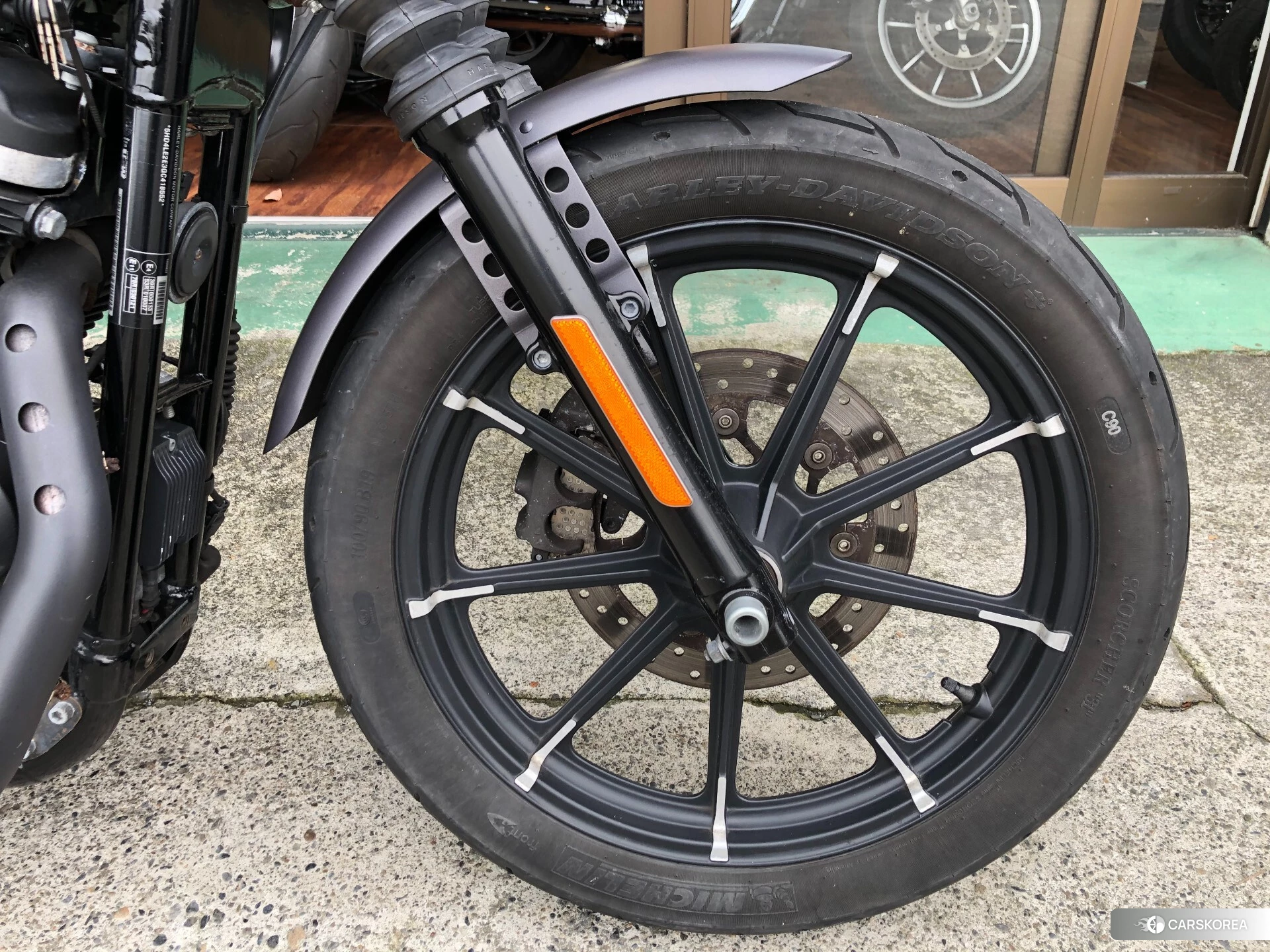 Harley-Davidson Sportster XL883N id 3946617 из Японии 19