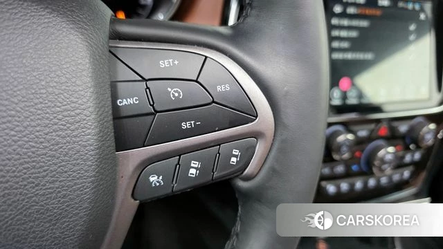 Jeep Grand Cherokee id 4283853 из Кореи 19