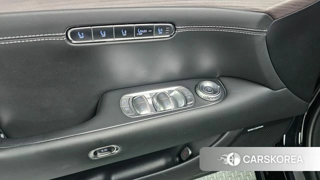 Genesis G90 (RS4) id 4414650 из Кореи 19
