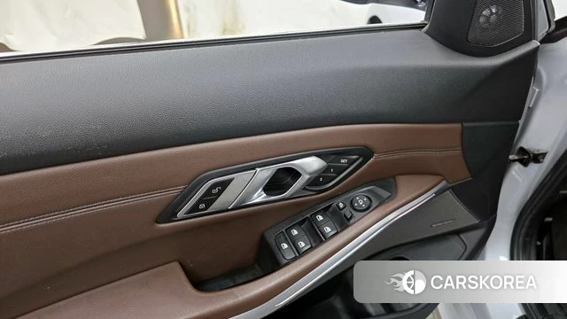 BMW 3 Series (G20) id 4325185 из Кореи 19