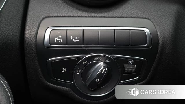 Mercedes-Benz C-Class W205 id 4251436 из Кореи 19