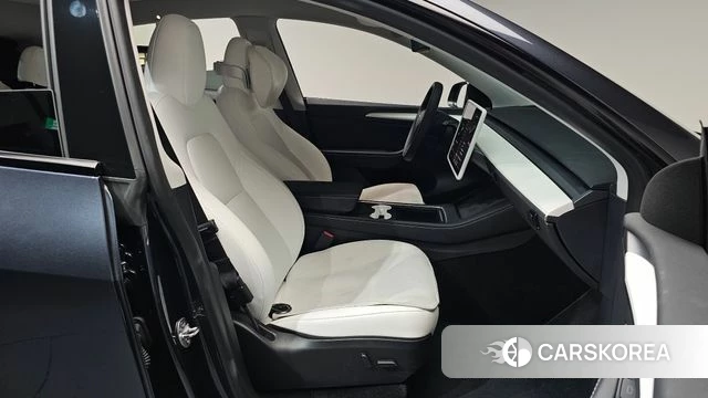 Tesla Model Y id 4757234 из Кореи 19