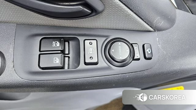 Hyundai The New Grand Starex id 4284654 из Кореи 19