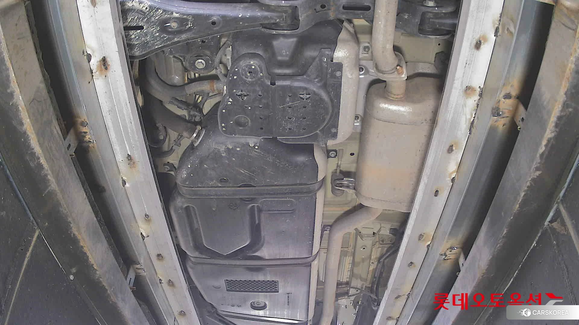 Kia Carnival id 3888387 из Кореи 19