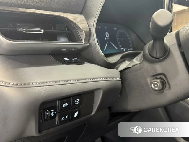 Toyota Crown Lufang id 4328799 из Китая 19