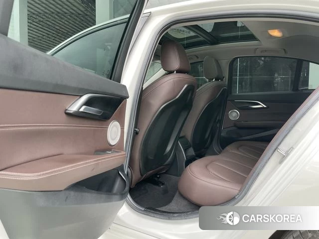 BMW 1 series id 4314843 из Китая 19