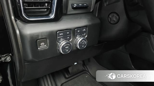 GMC Sierra id 4523951 из Кореи 19