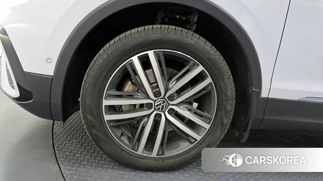 Volkswagen Tiguan Allspace id 4354970 из Кореи 19