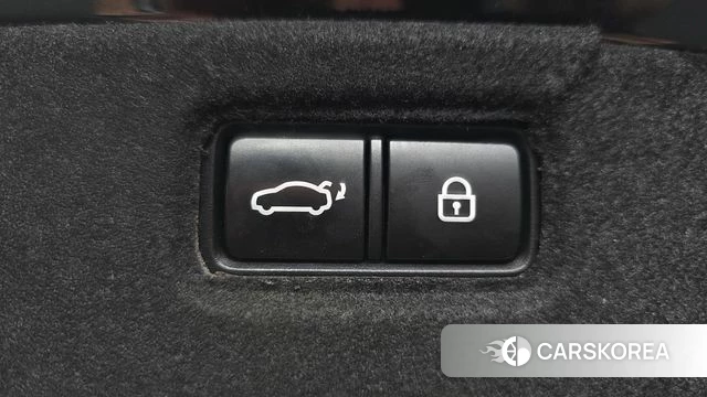 Genesis G70 id 4490776 из Кореи 19