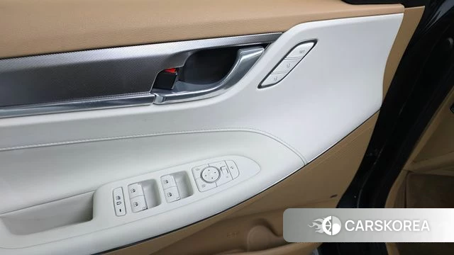 Hyundai The New Grandeur IG Hybrid id 4284691 из Кореи 19
