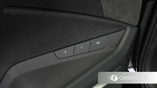 Audi e-Tron id 4550348 из Кореи 19