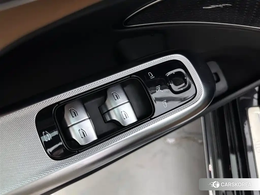 Mercedes-Benz E-Class id 4565248 из Китая 19