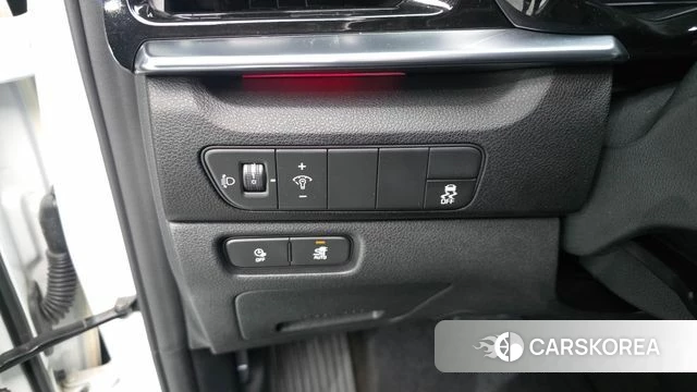 Kia Niro Plus id 4302647 из Кореи 19