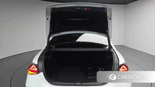 Mercedes-Benz E-Class W214 id 4336435 из Кореи 19