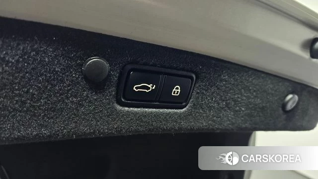 Hyundai The New Grandeur IG Hybrid id 4268829 из Кореи 19