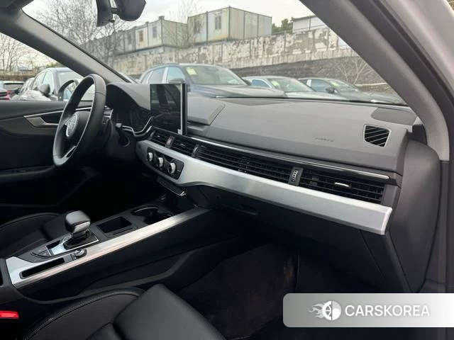 Audi A4L id 4236521 из Китая 19