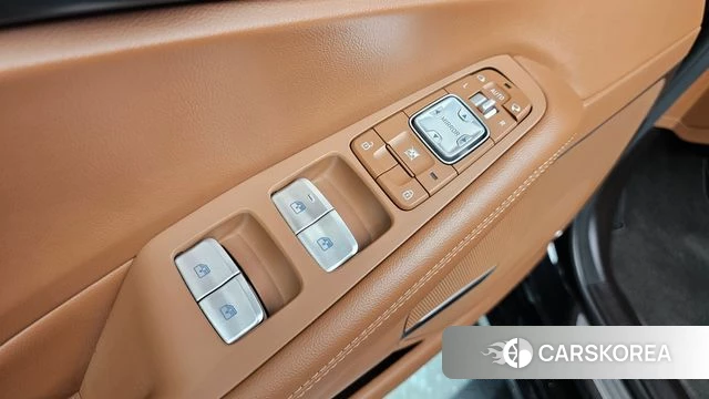 Genesis G90 id 4283516 из Кореи 19