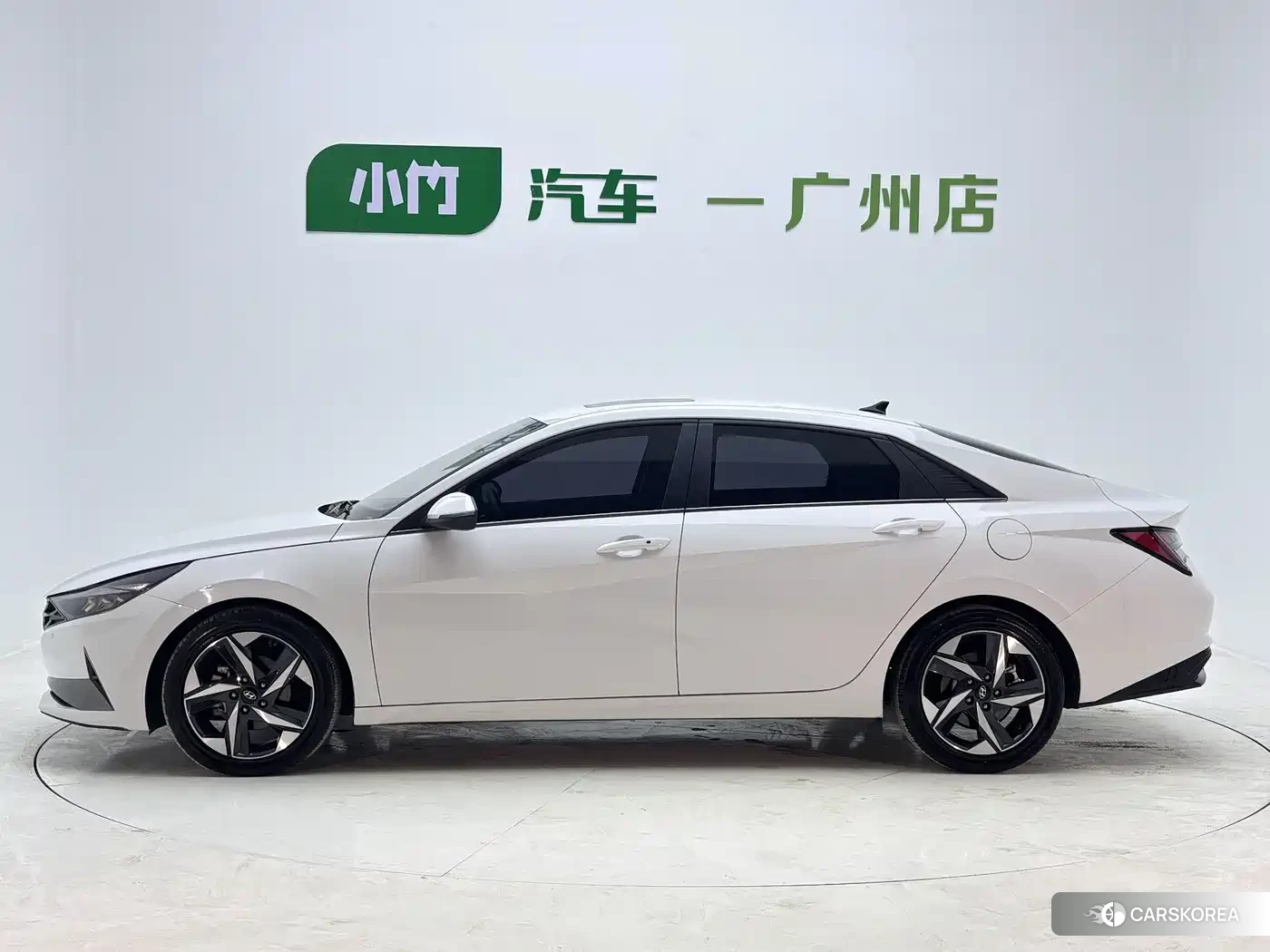 Hyundai Elantra id 4634757 из Китая 19