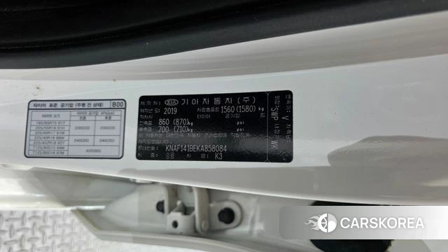 Kia Come New K3 id 4632921 из Кореи 19