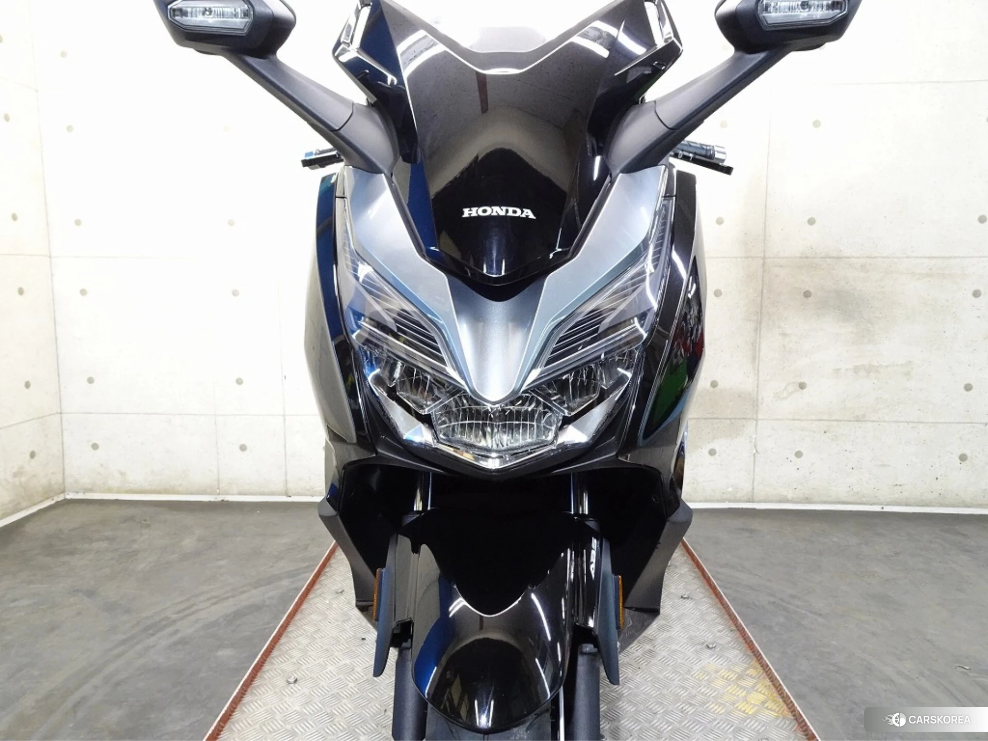 Honda FORZA id 4380212 из Японии 19