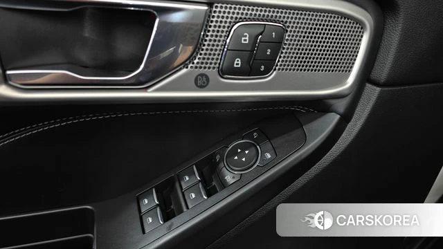 Ford Explorer 6th Generation id 4470961 из Кореи 19