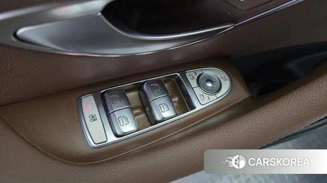 Mercedes-Benz E-Class W213 id 4697742 из Кореи 19
