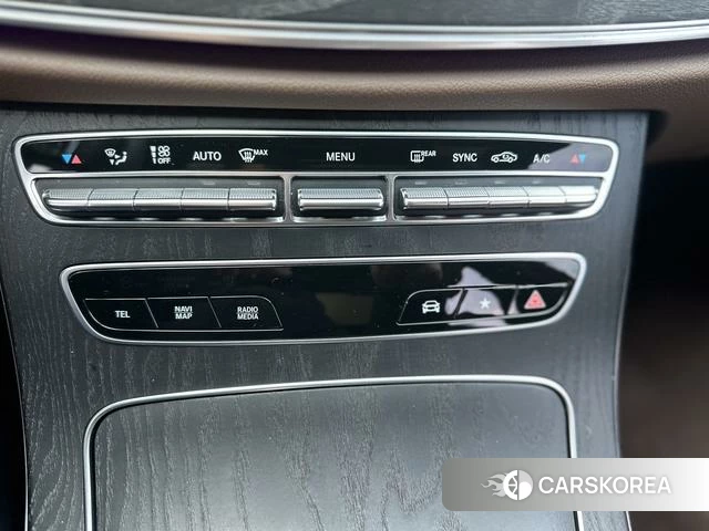 Mercedes-Benz E-class id 4257758 из Китая 19