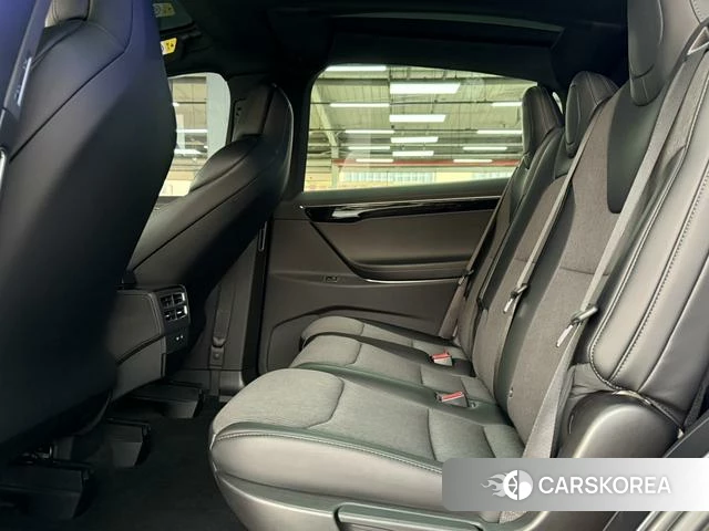 Tesla Model X id 4208442 из Китая 19