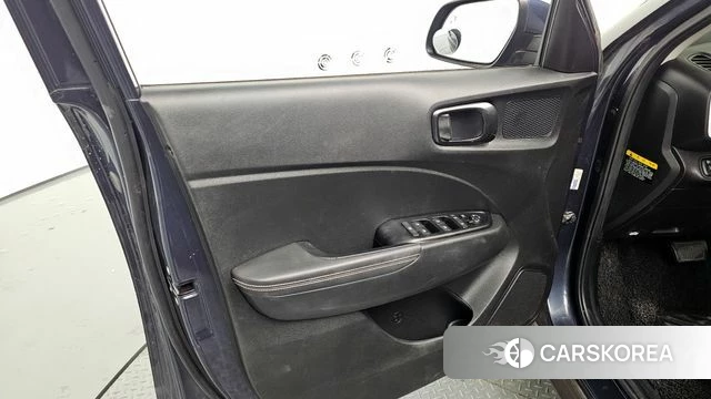 Hyundai Venue id 4250934 из Кореи 19