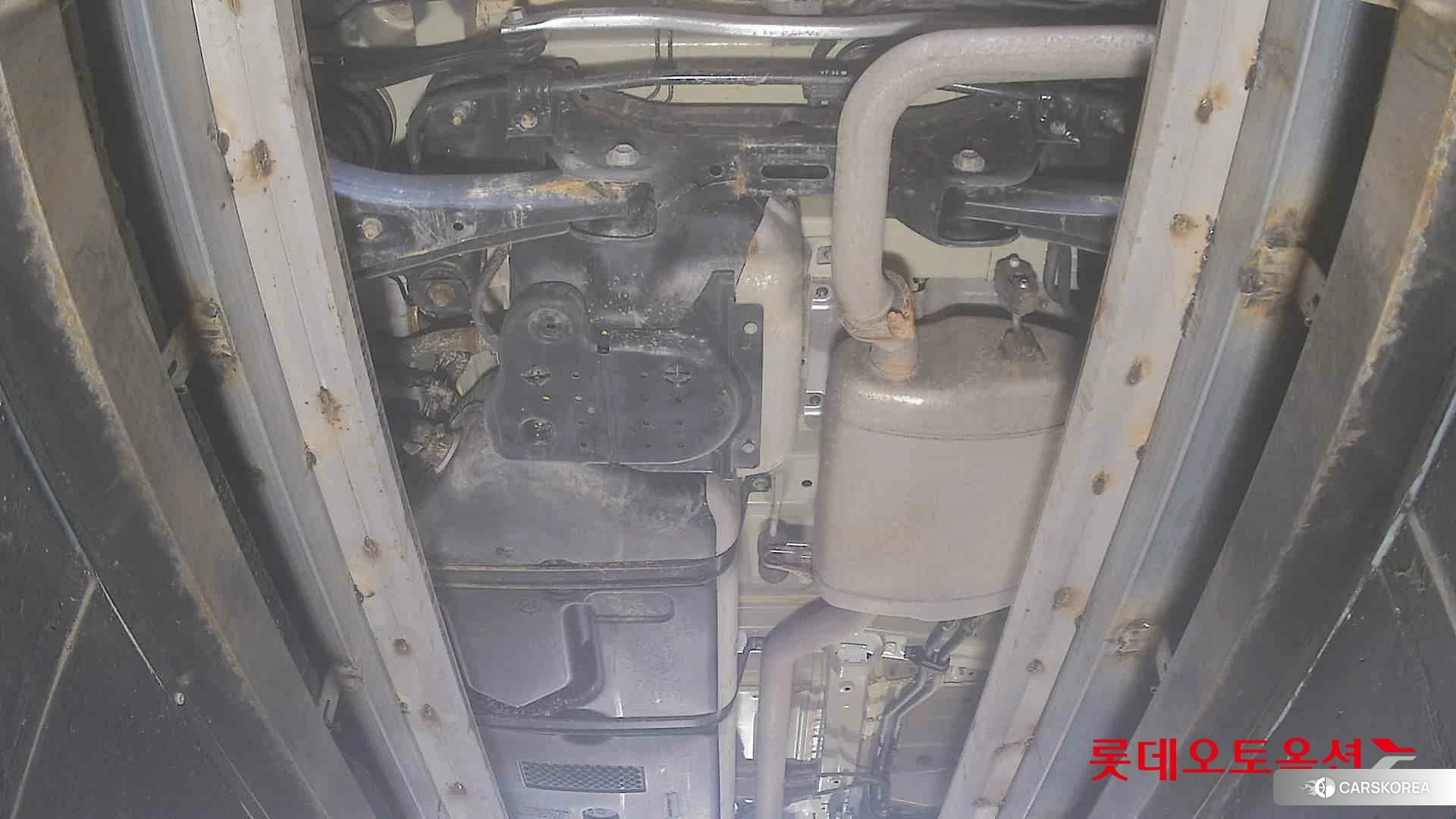 Kia Carnival id 4669072 из Кореи 19