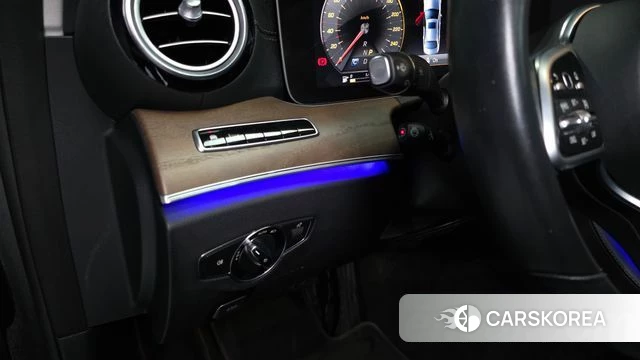 Mercedes-Benz E-Class W213 id 4424782 из Кореи 19