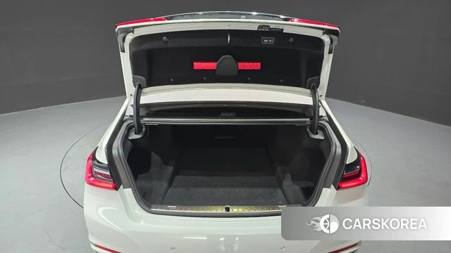 BMW 7 Series (G11) id 4225151 из Кореи 19