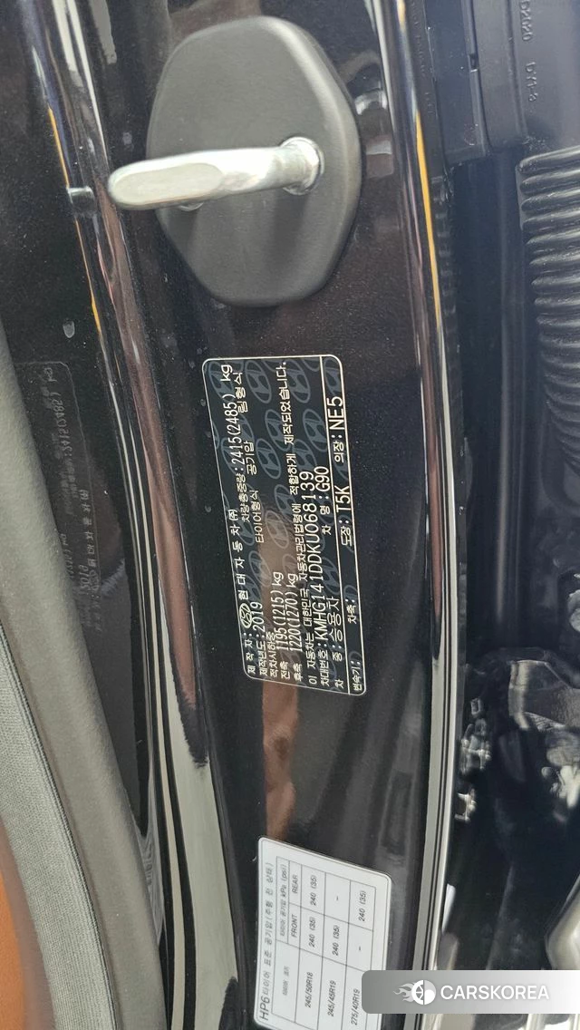 Genesis G90 id 4465298 из Кореи 19