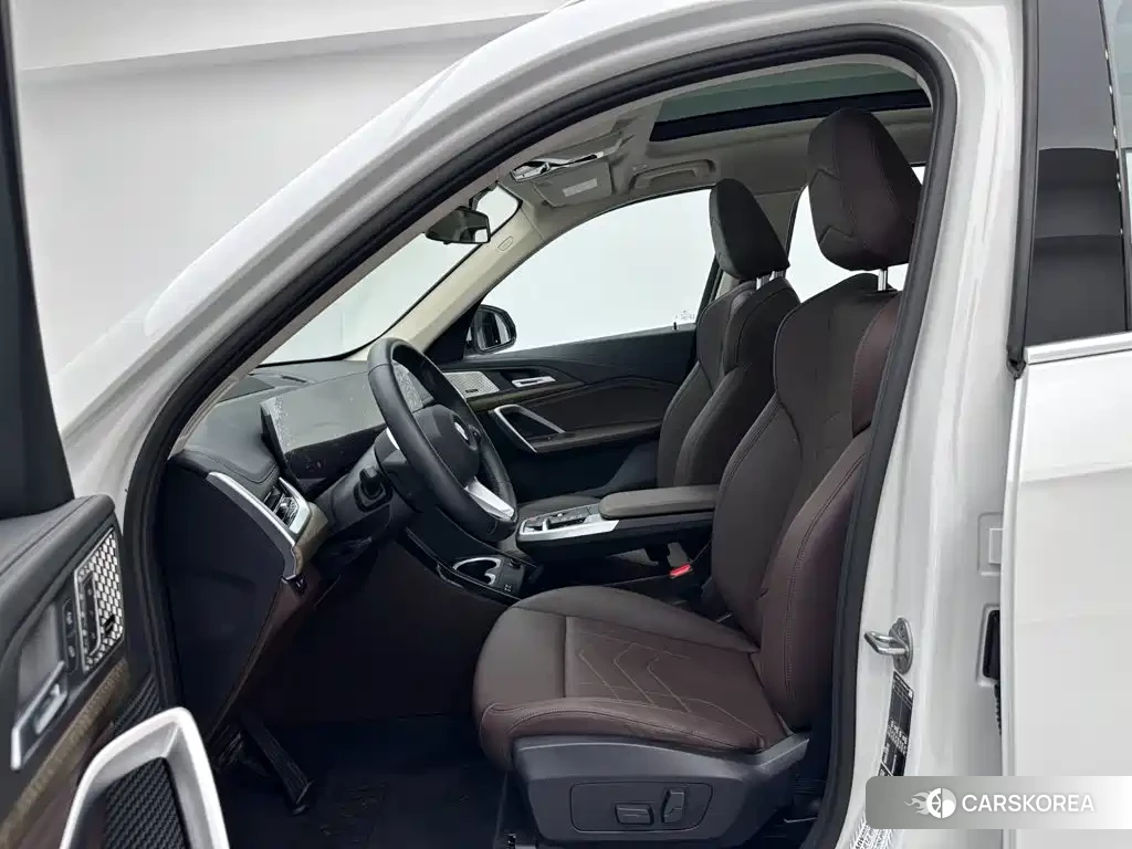 BMW X1 id 4674310 из Китая 19