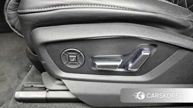 Audi Q8 (4M) id 4293631 из Кореи 19
