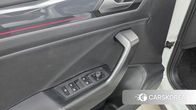 Volkswagen T-Roc id 4470297 из Кореи 19