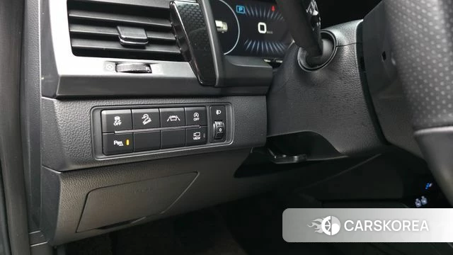 Ssangyong The New Rexton Sports Cannes id 4231432 из Кореи 19
